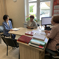 Главным управлением юстиции продолжено изучение организации деятельности органов загса, служб «одно окно» и нотариальных контор области 